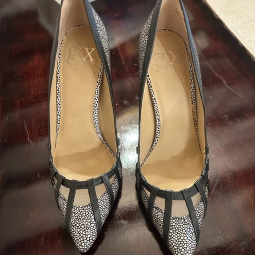 BLACK AND WHITE SHOES